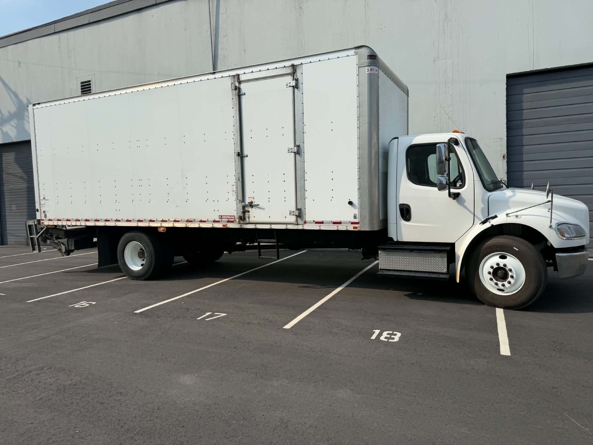 2019 Freightliner photo 7